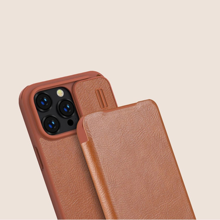 Nillkin Qin Leather Pro Case etui iPhone 14 Pro Max osłona na aparat kabura pokrowiec obudowa z klapką brązowy