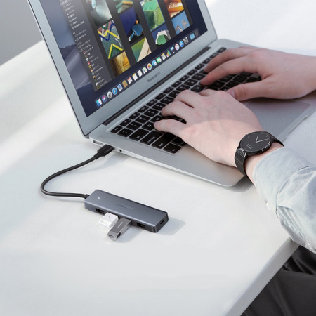 Ugreen rozdzielacz HUB USB Typ C - 4x USB 3.2 Gen 1 z portem zasilania USB Typ C szary (CM219 70336)