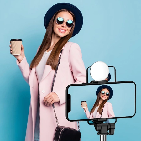 HURTEL SELFIE STICK TEELESKOPOWY TRIPOD Z OKRĄGŁĄ LAMPĄ DO TELEFONÓW 0.71M