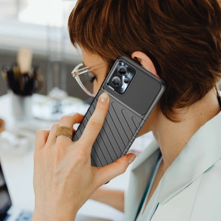 THUNDER CASE ETUI SILIKONOWE PANCERNE DO MOTOROLA MOTO G13 OCHRONA TELEFONU