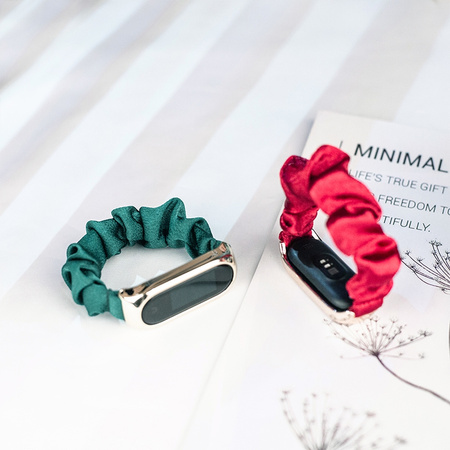 Materiałowa opaska do Xiaomi Mi Band 6 / 5 / 4 / 3 pasek bransoletka gumka scrunchies czerwony