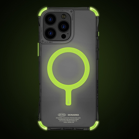 Skinarma etui Saido iPhone 16 Pro 6.3   Magnetic Charging zielony/green (niteglow)