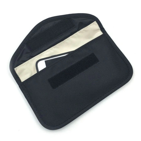 HURTEL ETUI FARADAY DO KLUCZY SAMOCHODOWYCH BLOKUJĄCE FALE RADIOWE 20X11 CM