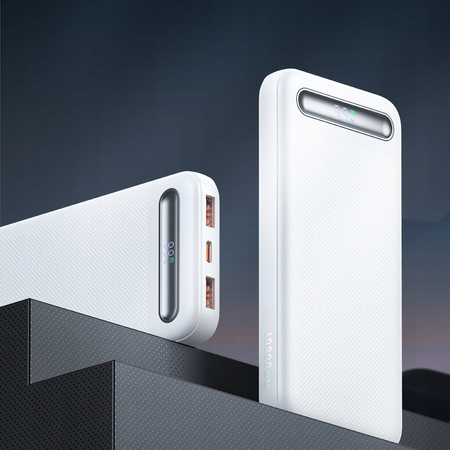 MCDODO POWERBANK 10000MAH Z WYŚWIETLACZEM 3X USB USB-C 22,5W + KABEL USB-C