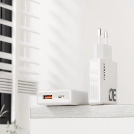 DUDAO ŁADOWARKA GAN A30EUL 30W DO TELEFONÓW IPHONE Z KABLEM USB-C