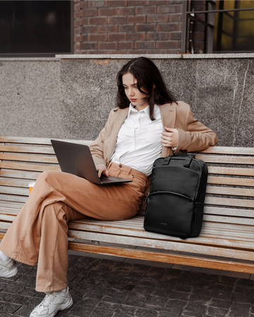 INNOSTYLE PLECAK NA LAPTOPA 15,6 DO SAMOLOTU WODOODPORNY COLORLITE 14L CZARNY