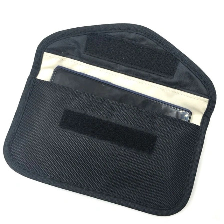 HURTEL ETUI FARADAY DO KLUCZY SAMOCHODOWYCH BLOKUJĄCE FALE RADIOWE 20X11 CM