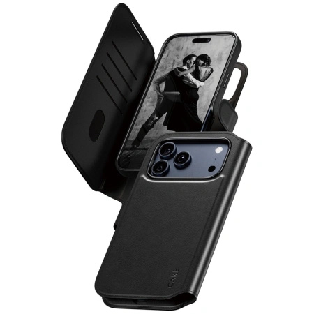 Etui CARE by PanzerGlass Feature Tango 2w1 Wallet Case MagSafe na iPhone 17 Pro Max - czarne