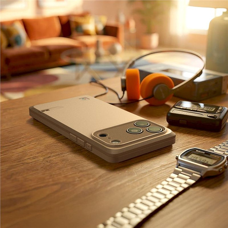 Spigen Classic LS MagSafe, stone - iPhone 17 Pro Max