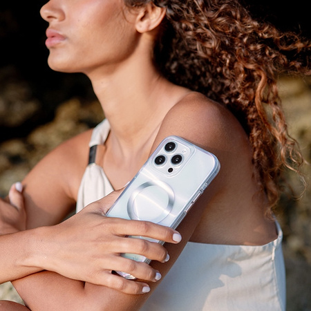 UNIQ ETUI COEHL SAVON DO IPHONE 16 PRO 6.3 MAGNETYCZNE ŁADOWANIE ELEGANCKIE