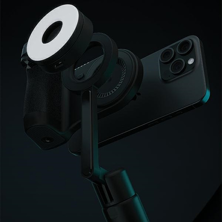 Energea Uchwyt do robienia zdjęć zwbudowanym powerbankiem Magear Magcam Grip czarny/black MagSafe PG-MCG5K-BLK