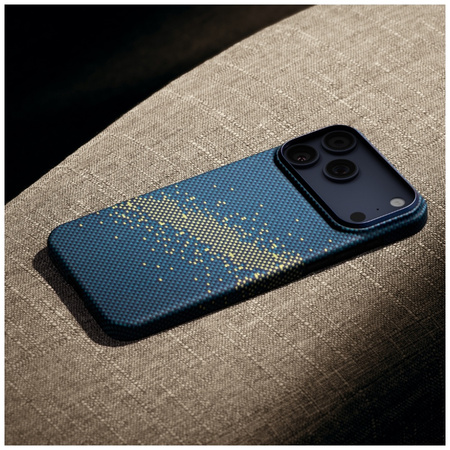 Etui PITAKA Ultra-Slim MagSafe do iPhone 17 Pro Max milky way galaxy