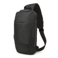 WOZINSKY PLECAK MIEJSKI PREMIUM DO LAPTOPA Z SYSTEMEM ANTYKRADZIEŻOWYM USB