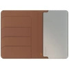 Etui na paszport UNIQ Belmont z Apple    Find My blokada RFID karmelowy beżowy