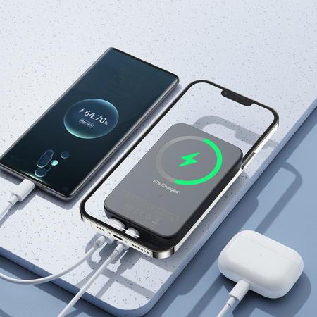Joyroom powerbank 10000mAh 20W Power Delivery Quick Charge magnetyczna ładowarka bezprzewodowa Qi 15W do iPhone kompatybilna z MagSafe czarny (JR-W020 black)