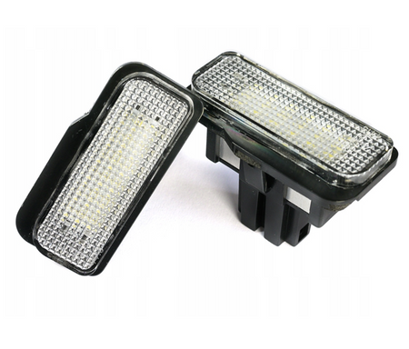 AUTOTUNE ZESTAW LAMPEK LED DO TABLICY DO MERCEDES W203 CLASA C KOMBI W211
