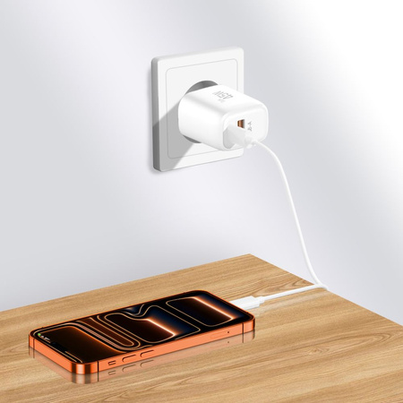 TECH-PROTECT NCA45W-GAN 2-PORT NETWORK CHARGER PD 45W / QC3.0 + LIGHTNING CABLE WHITE