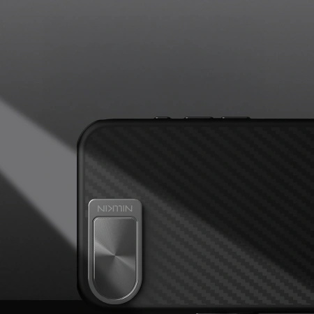 NILLKIN ETUI CARBOPROP MAGNETIC DO IPHONE 16E Z OSŁONĄ NA APARAT