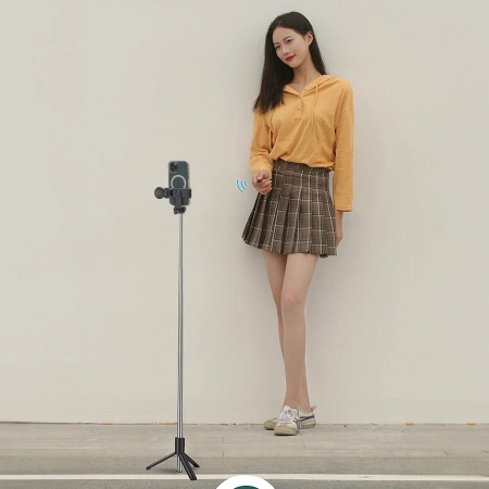 HURTEL SELFIE STICK WH1YXS Z LAMPĄ 1M DO TELEFONÓW I SMARTFONÓW DO NAGRANIA
