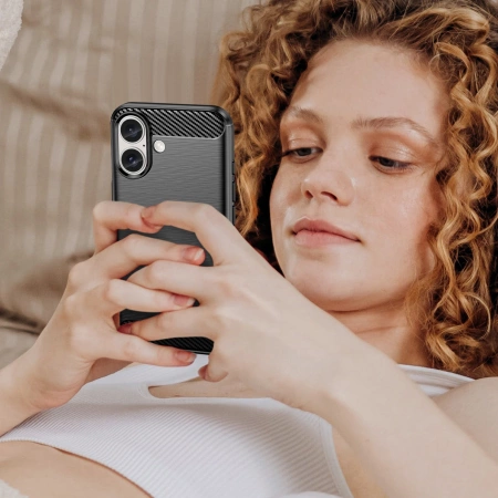 HURTEL POKROWIEC CARBON CASE DO IPHONE 16 ODPOWIEDNIE DO CODZIENNEGO UŻYTKU