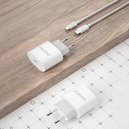 DUDAO ŁADOWARKA SIECIOWA PD 20W USB-C DO TELEFONÓW IPHONE 12 13 14 Z KABLEM