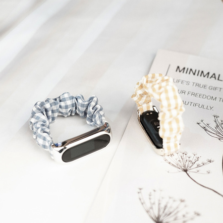 Materiałowa opaska do Xiaomi Mi Band 6 / 5 / 4 / 3 pasek bransoletka gumka scrunchies czerwony