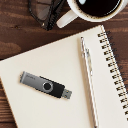 GOODRAM PENDRIVE 16 GB USB 3.2 GEN 1 DO KOMPUTERÓW STACJONARNYCH Z TEKSTURĄ