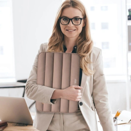 TECH-PROTECT TORBA FLUFFY NA LAPTOPA 15-16 CALI DO LAPTOPÓW KOMPAKTOWA