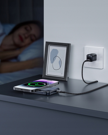 INNOSTYLE POWERMAG SLIM SZYBKI POWERBANK INDUKCYJNY DO MAGSAFE 10000MAH BIAŁY
